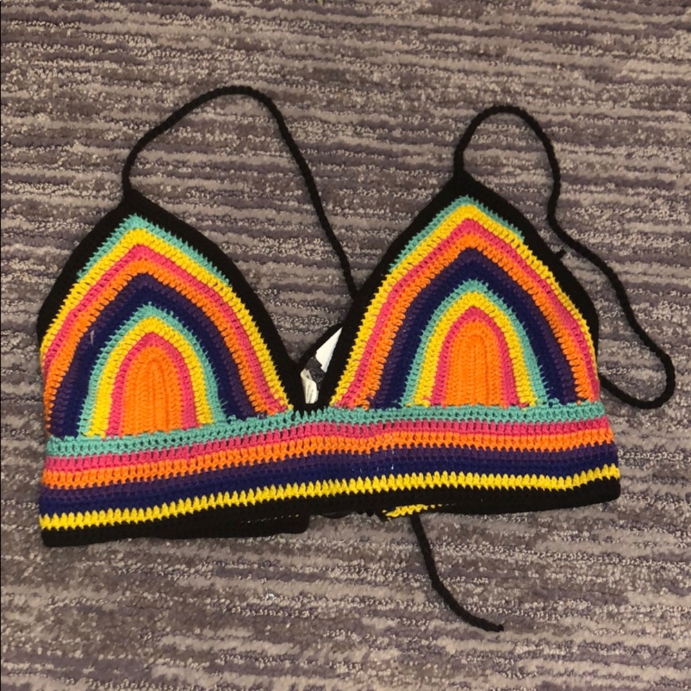 Crop top